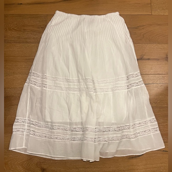 J. Crew Lace-Trim Pintuck Skirt - size medium - Picture 2 of 8
